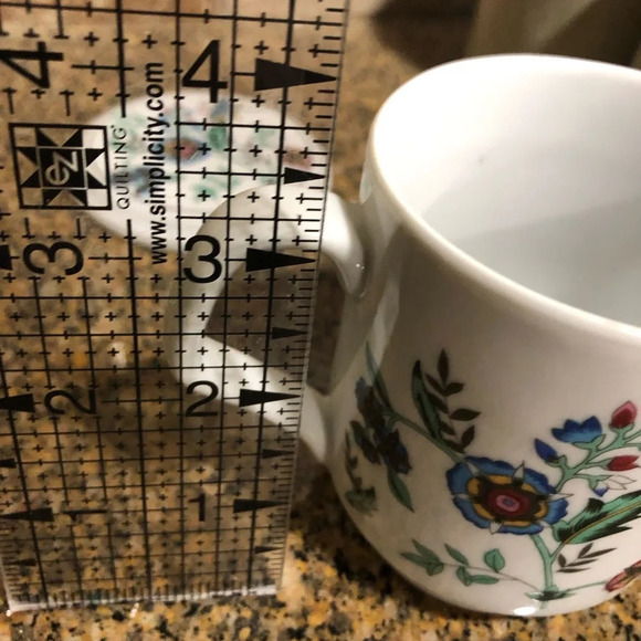 PMC FLORAL PORCELAIN CUP/ COFFEE MUG TEA MUG WITH MATCHING LID - Picture 4 of 6